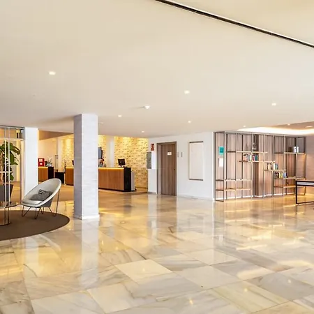 Benalma Costa Del Sol 4* 贝纳尔马德纳