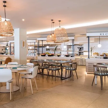 Benalma Costa Del Sol 4* 贝纳尔马德纳